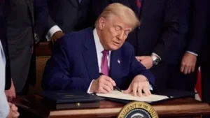 Donald Trump Signs Bill to End Longest Government Shutdown in U.S. History